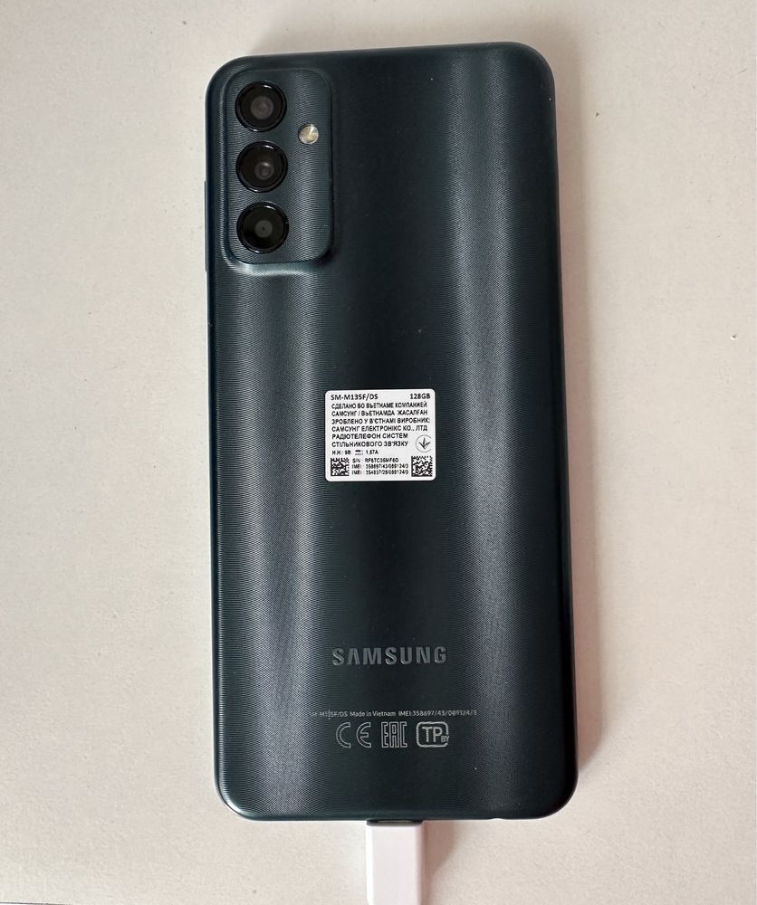 Смартфон Samsung Galaxy M13 SM 128Gb