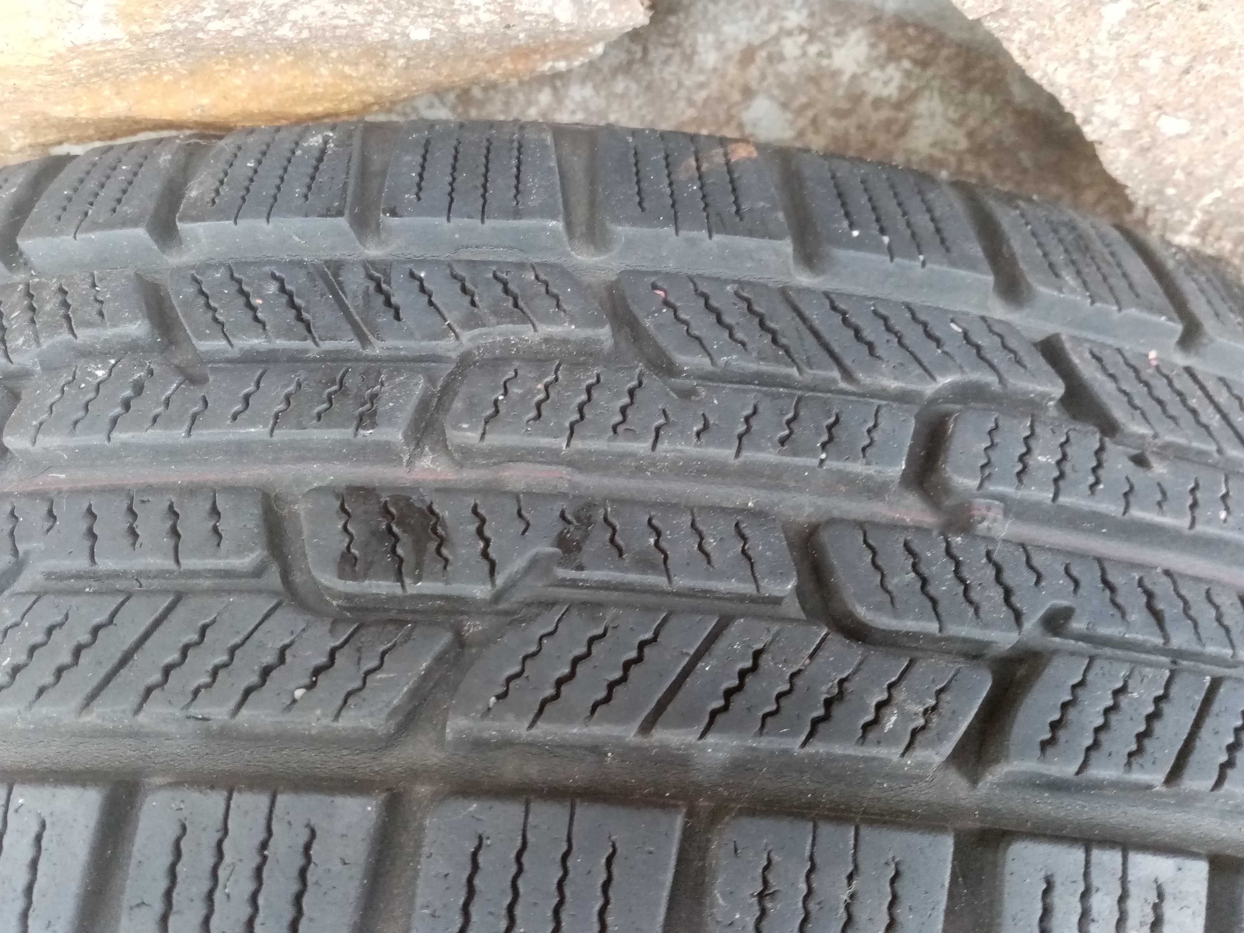 Opony zimowe 175x65x15