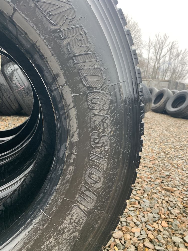 A144. 295/80/22,5 Bridgestone R-drive 001