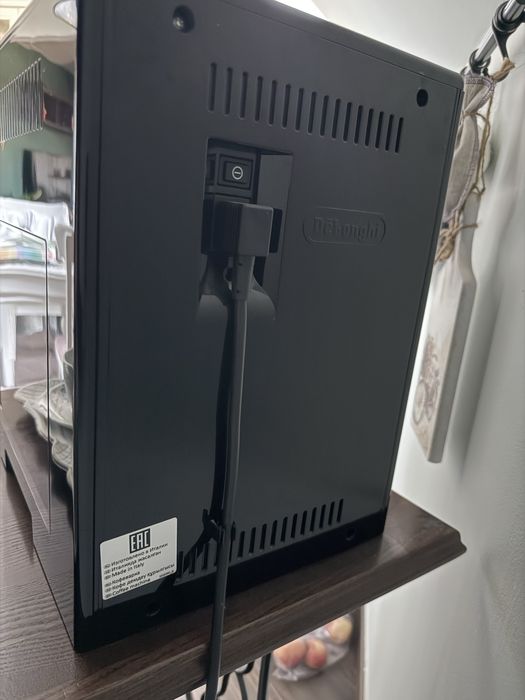 Delonghi Eletta Cappucino ECAM44.660 B