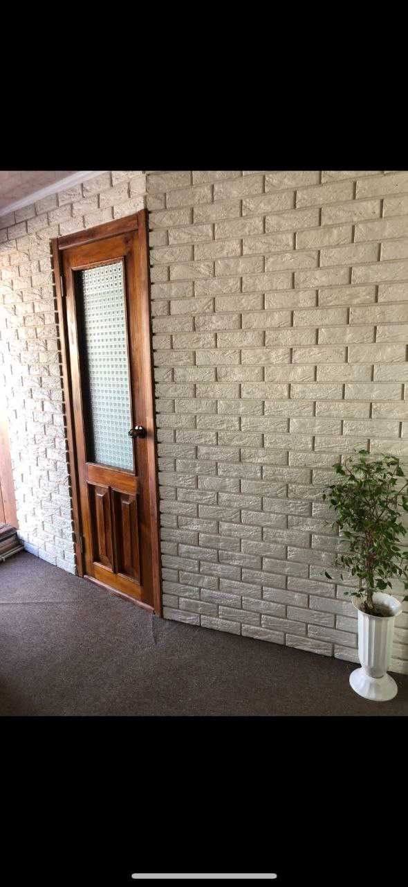 Продам пол дома с отдельным двором 9-Линия