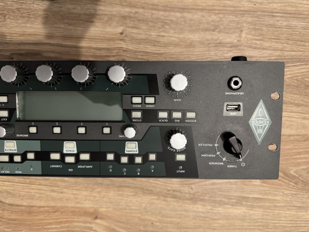 Multiefekt gitarowy kemper profiler w wersji rack