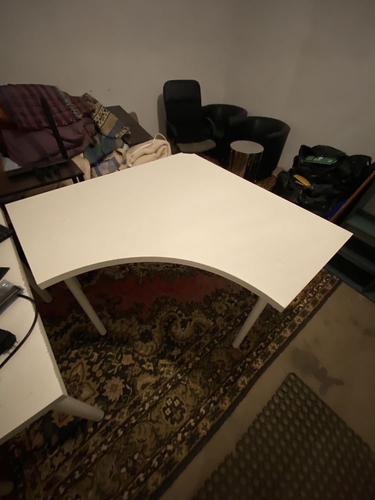Stół  biały narożne duże