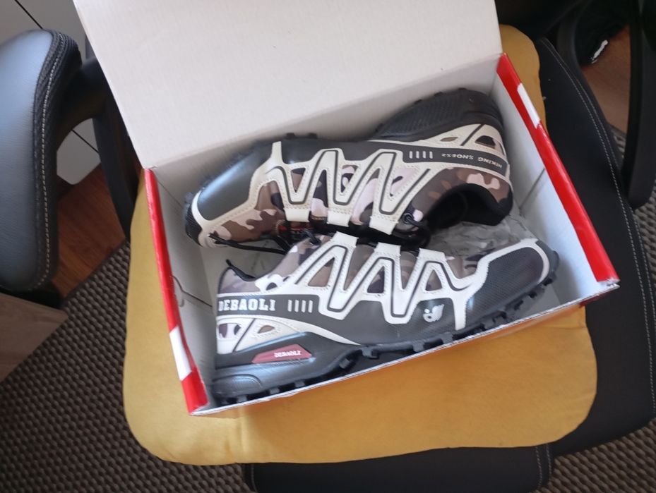 Buty sportowe męskie rozmiar 43 wkładka 27 cm nowe