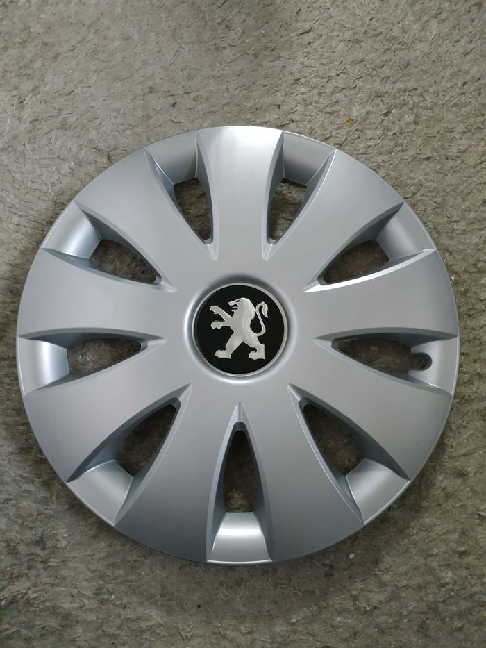 Колпаки Peugeot Ковпаки Пежо r15 16 14 13 17  Partner колпаки на колес