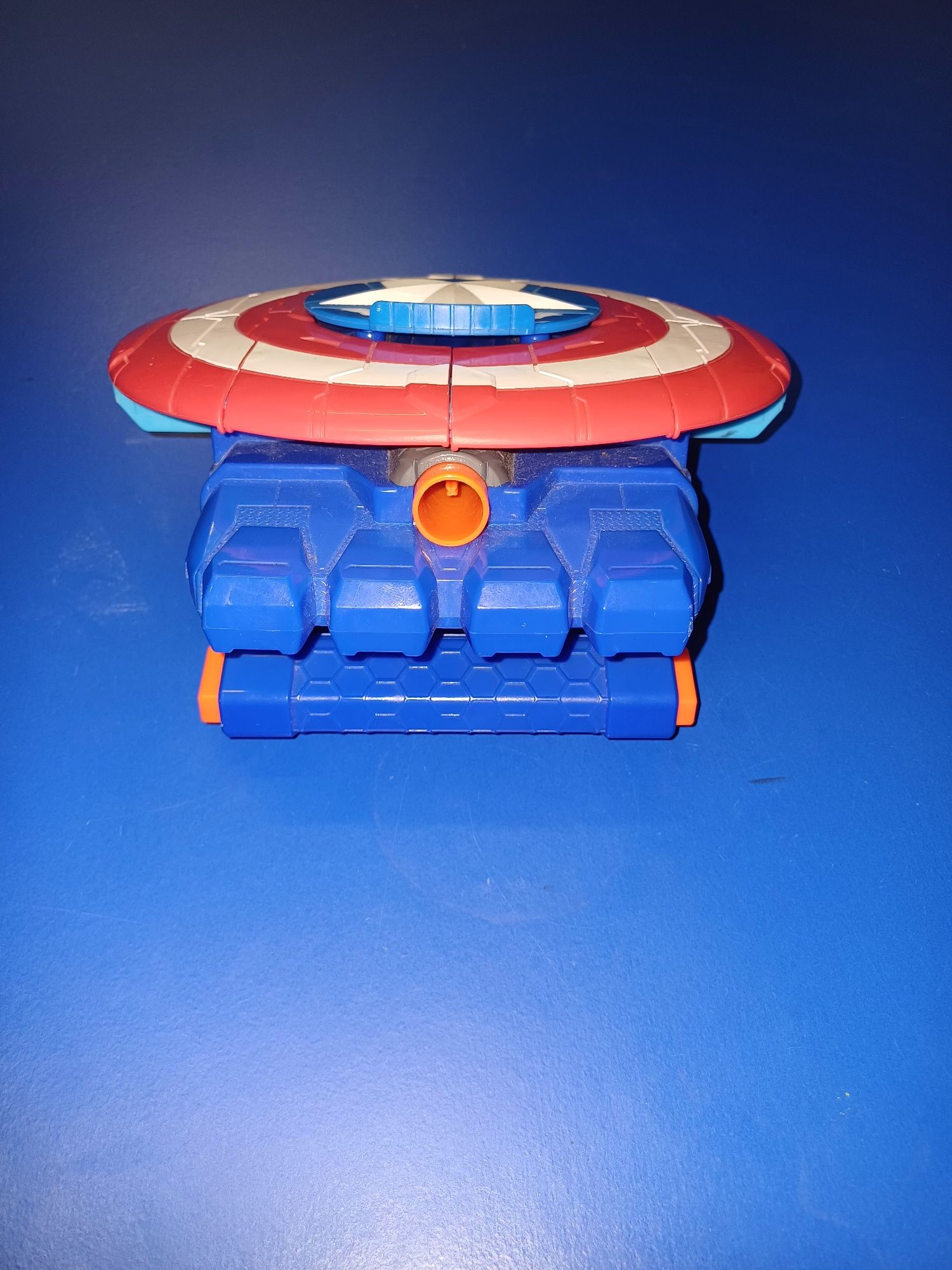 Tarcza nerf kapitan Ameryka