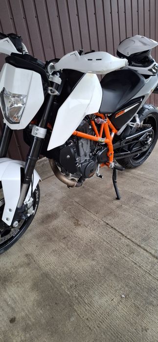 KTM DUKE 690 R 2015