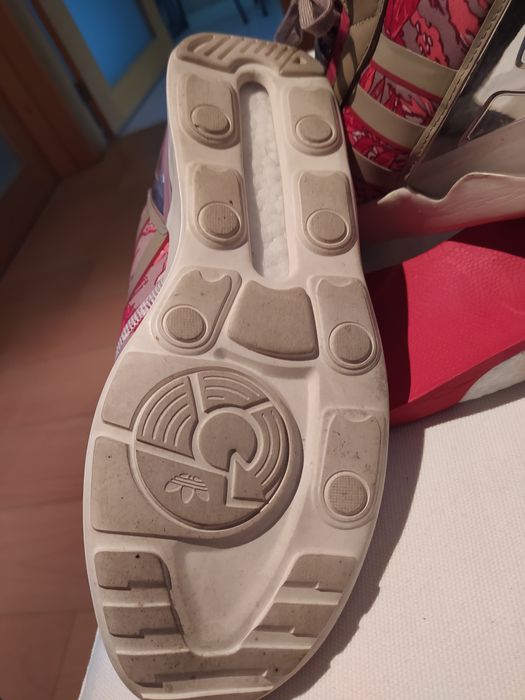 Sapatilha Adidas em bom estado Unisexo