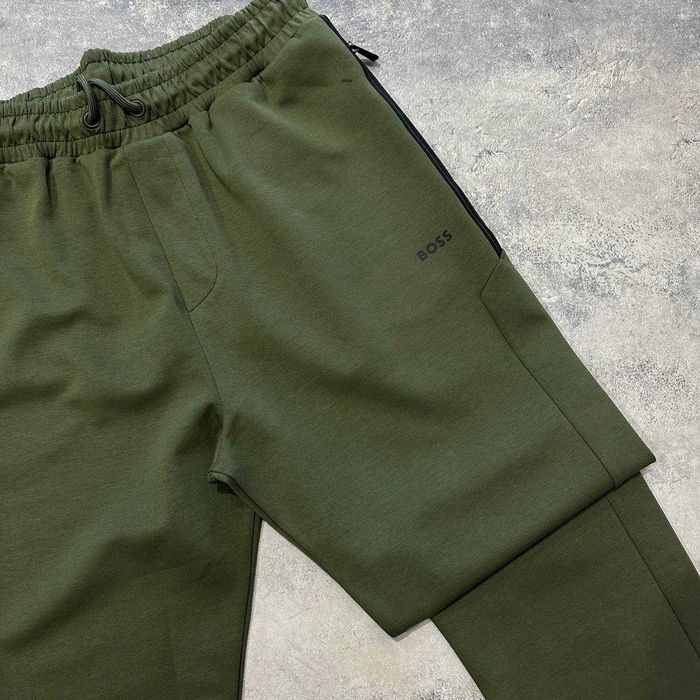 Чоловічий стильний спортивний костюм Hugo Boss)