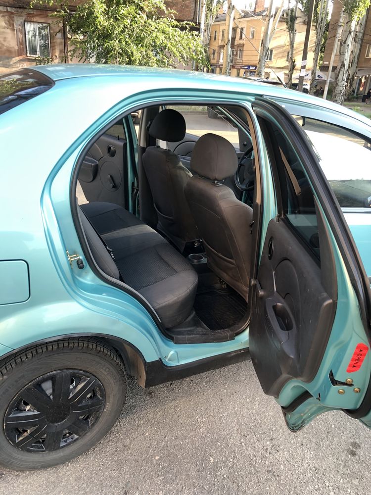Chevrolet Aveo T200 1.5 бенз 2005