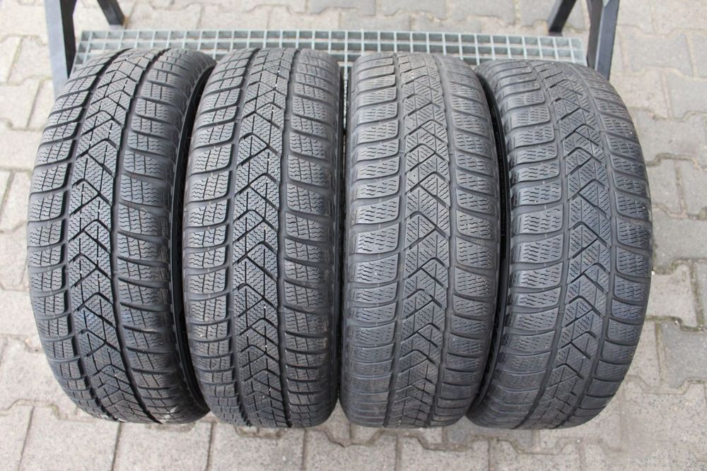 4x 205/50R17 PIRELLI WINTER SOTTOZERO 3 AO1 93H 21r 7mm