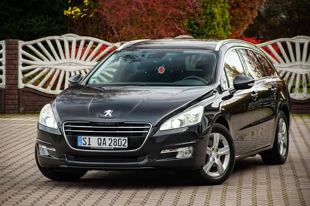 Peugeot 508 SW 2.0HDI_Panorama BI xenon Led_2xPDC Servis