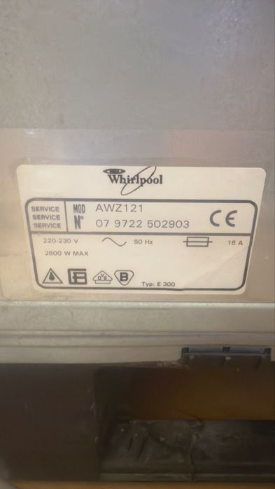 Suszarka Whirlpool wywiewowa AWZ 121