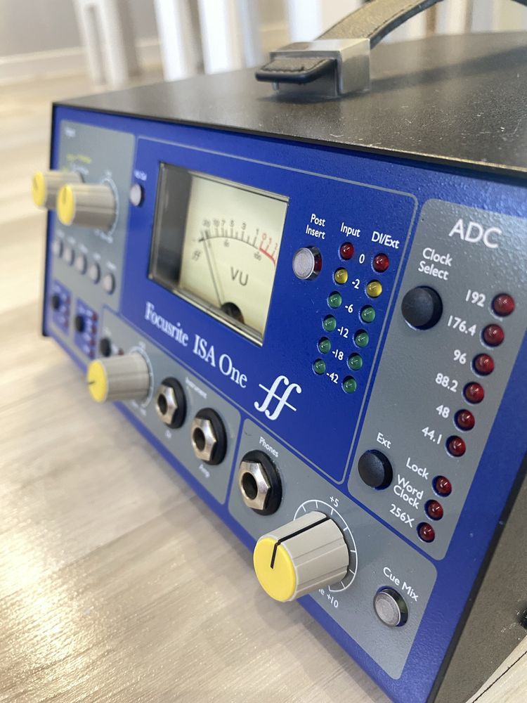 Focusrite isa one preamp mikrofonowy