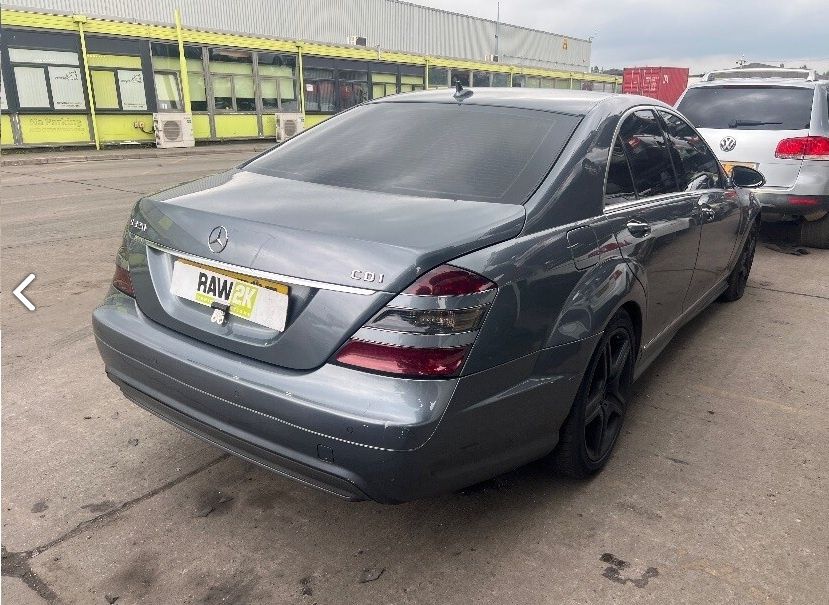 Części w221. Pakiet AMG w221.