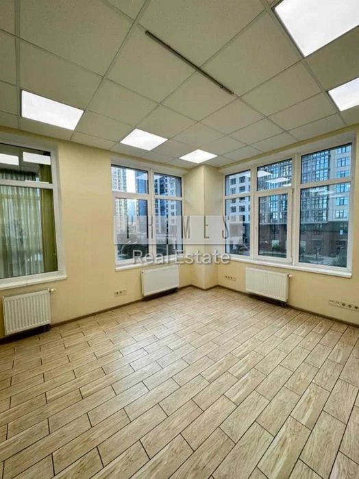 Продаж 3к квартири, ЖК Новопечерські Липки, вул. Андрія Верхогляда, 15