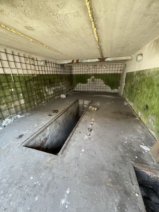 Продам капитальный гараж р-н ДМК