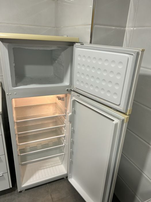 Frigorífico em bom estado