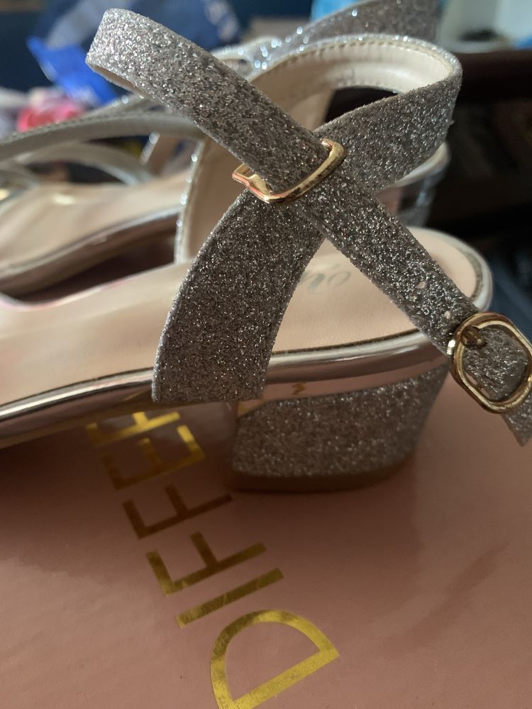 Sandalias classicas