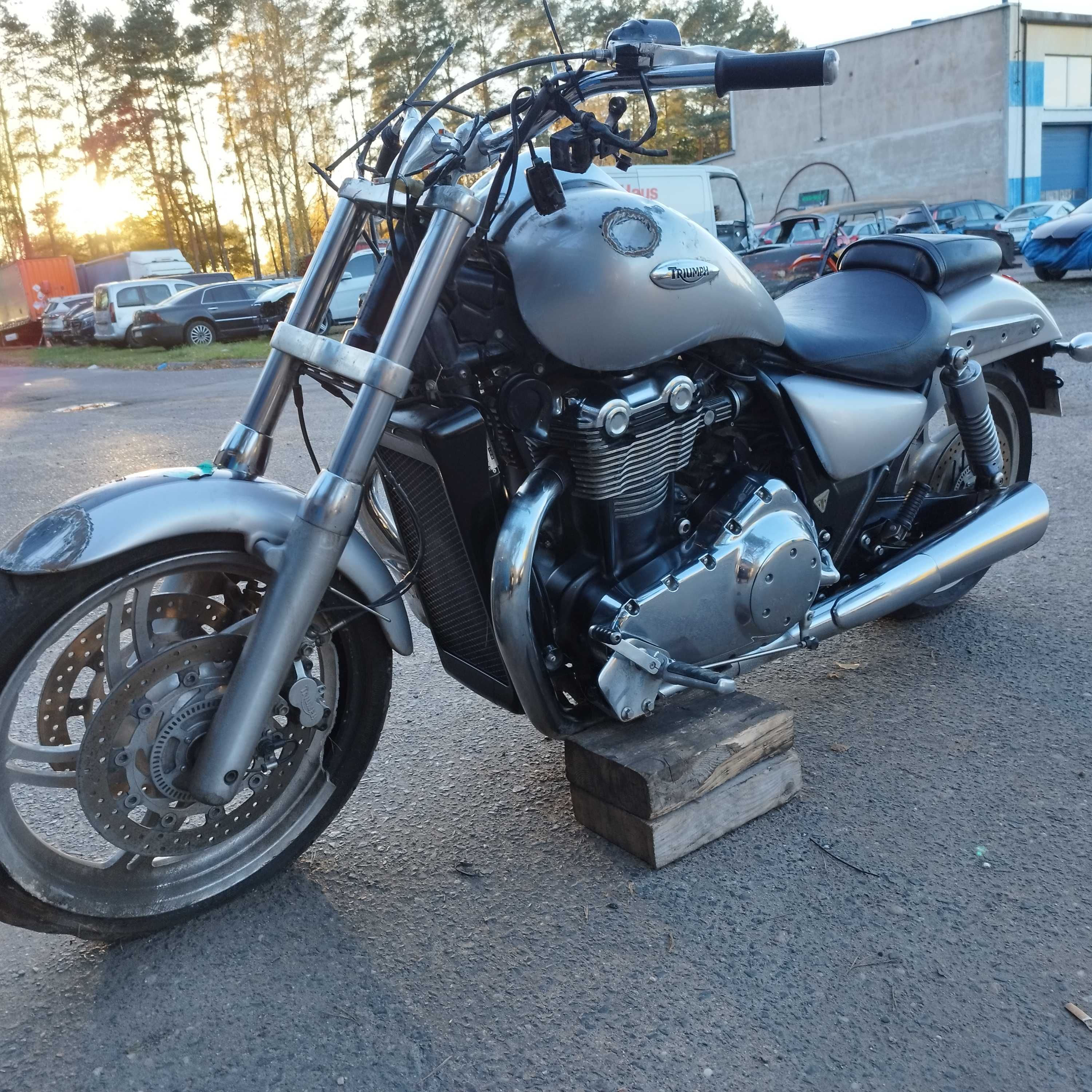 Triumph thunderbird 1600 sprowadzony