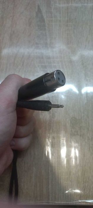 Кабель мікрофонний балансний XLR-TRS 5м + мікрофон LG