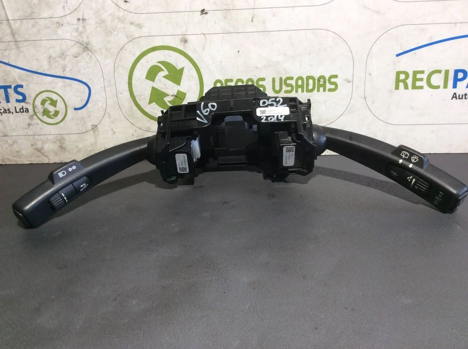 Comando Limpa Vidros e pisca Volvo V60