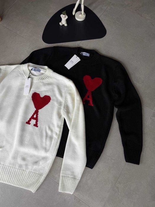 Вʼязаний светр  кофта  Ami