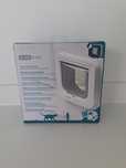 Drzwiczki dla kota z mikrochipem firmy SureFlap