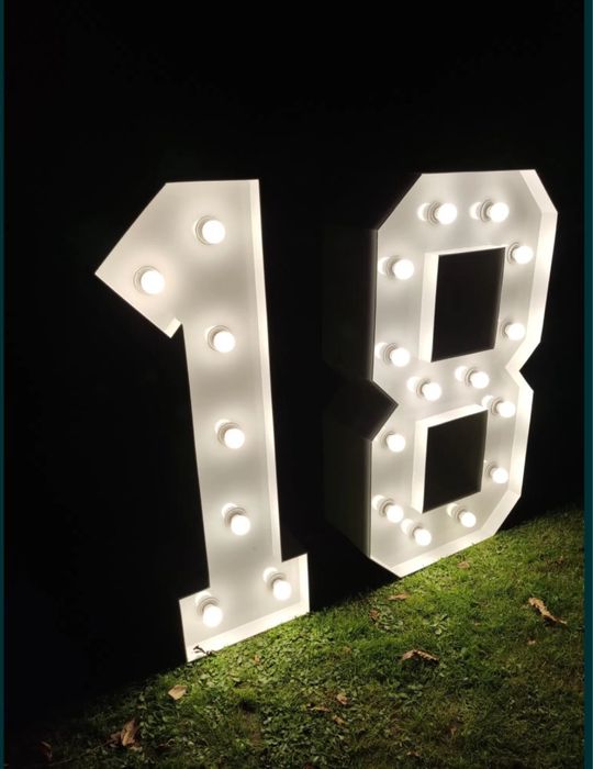 Cyfry litery 18 na imprezę 1 roczek nagłosnienie oswietlenie projektor