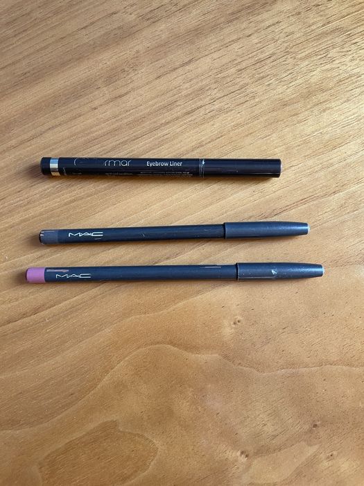 Олівці для губ, для бров MAC