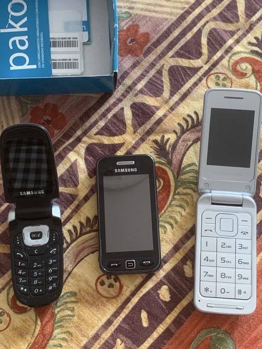 3 telemoveis  Samsung, konrow