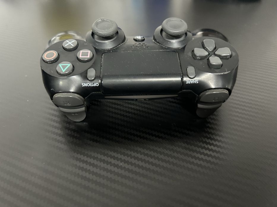 Ps4 slim com comando