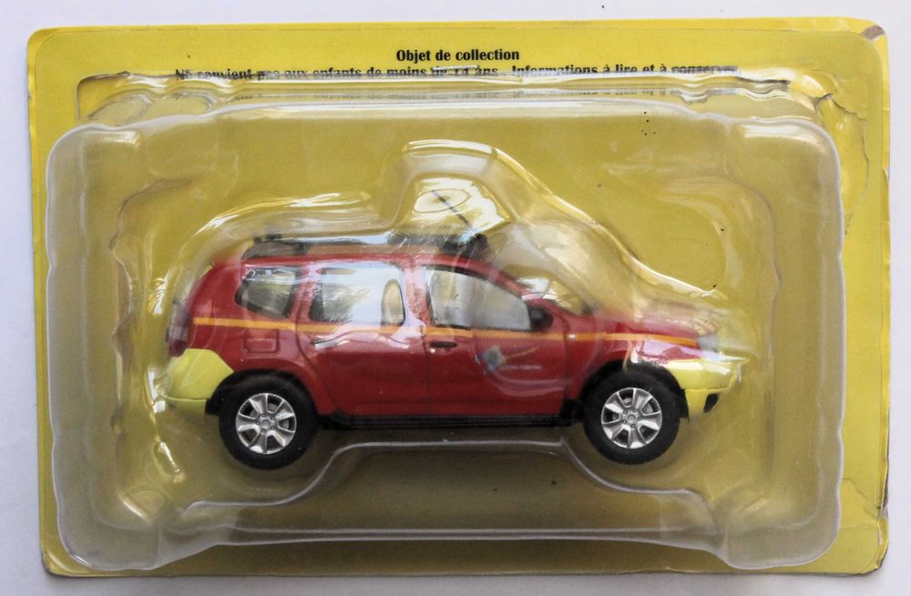 Dacia Duster 4x4 Bombeiros 1/43 Ixo em Blister