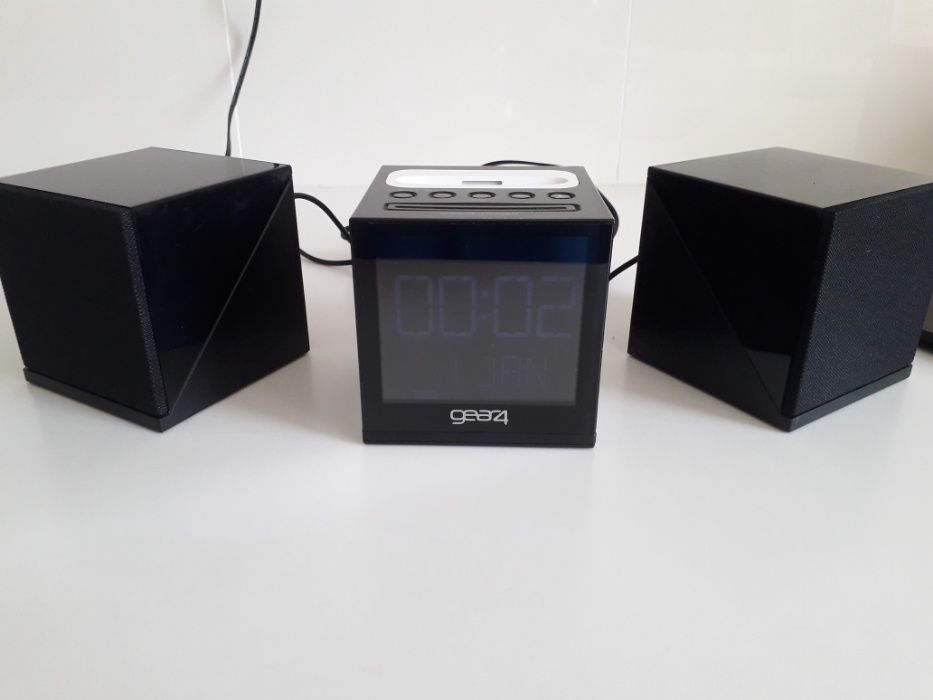 Gear4 CRG-70W Alarme Despertador / Rádio / Coluna Apple iPod - iPhone