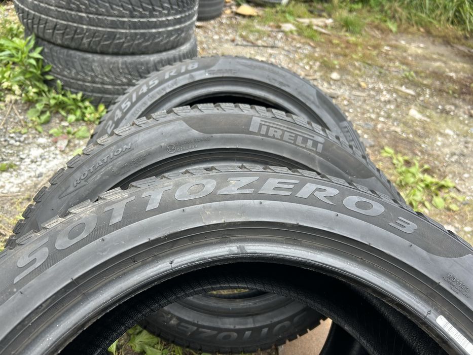 Шини зимові резина зима Pirelli Sottozero3 245/45r18