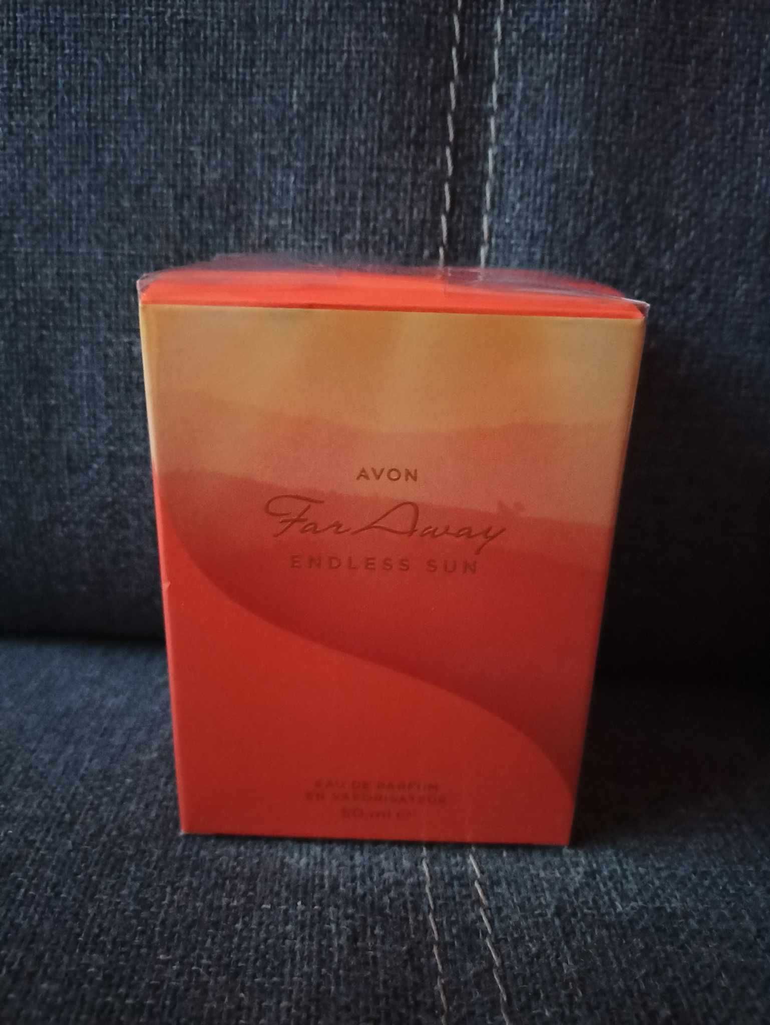 Avon Far Away Endless Sun - woda perfumowana - 50 ml