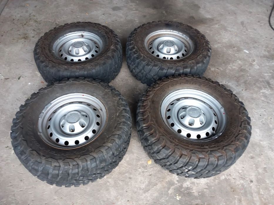 4x Opony letnie 265/70R16 121/118Q M-T T/A KM3 BFGOODRICH