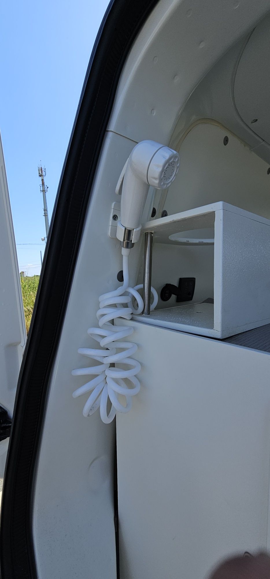 VW T5 2.0 TDI 2012 CAMPERVAN "LEGALIZADA"