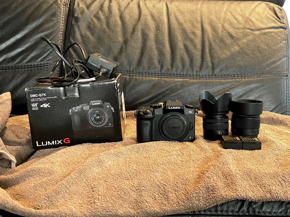 Bezlusterkowiec Panasonic Lumix g7 + obiektyw 14-42 + 25mm f1.7