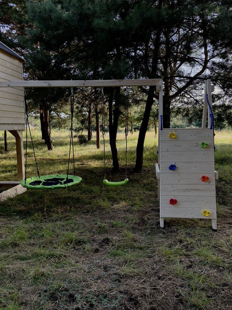 Domek dla dzieci Domek z huśtawkami Domek ze zjeżdżalnią Plac zabaw