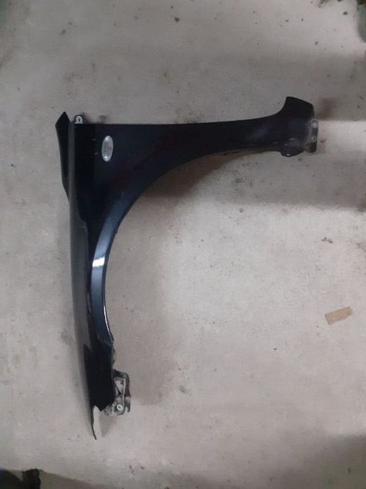 Guarda lamas condutor mazda 6 ano 2005