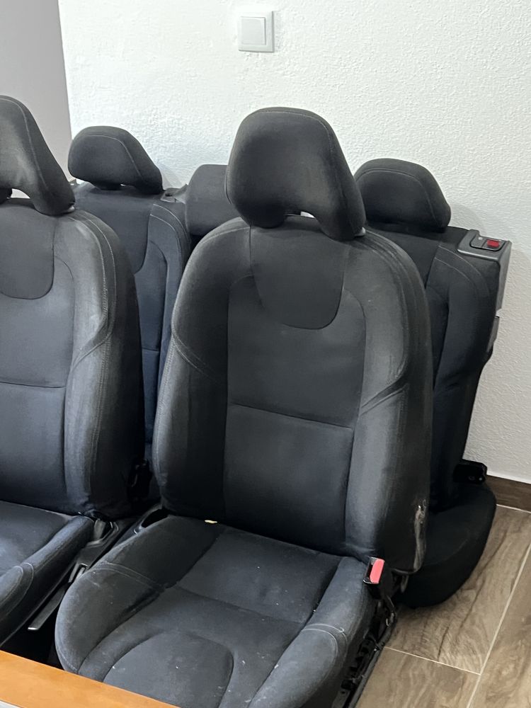 Bancos Volvo V40 Sport 2016