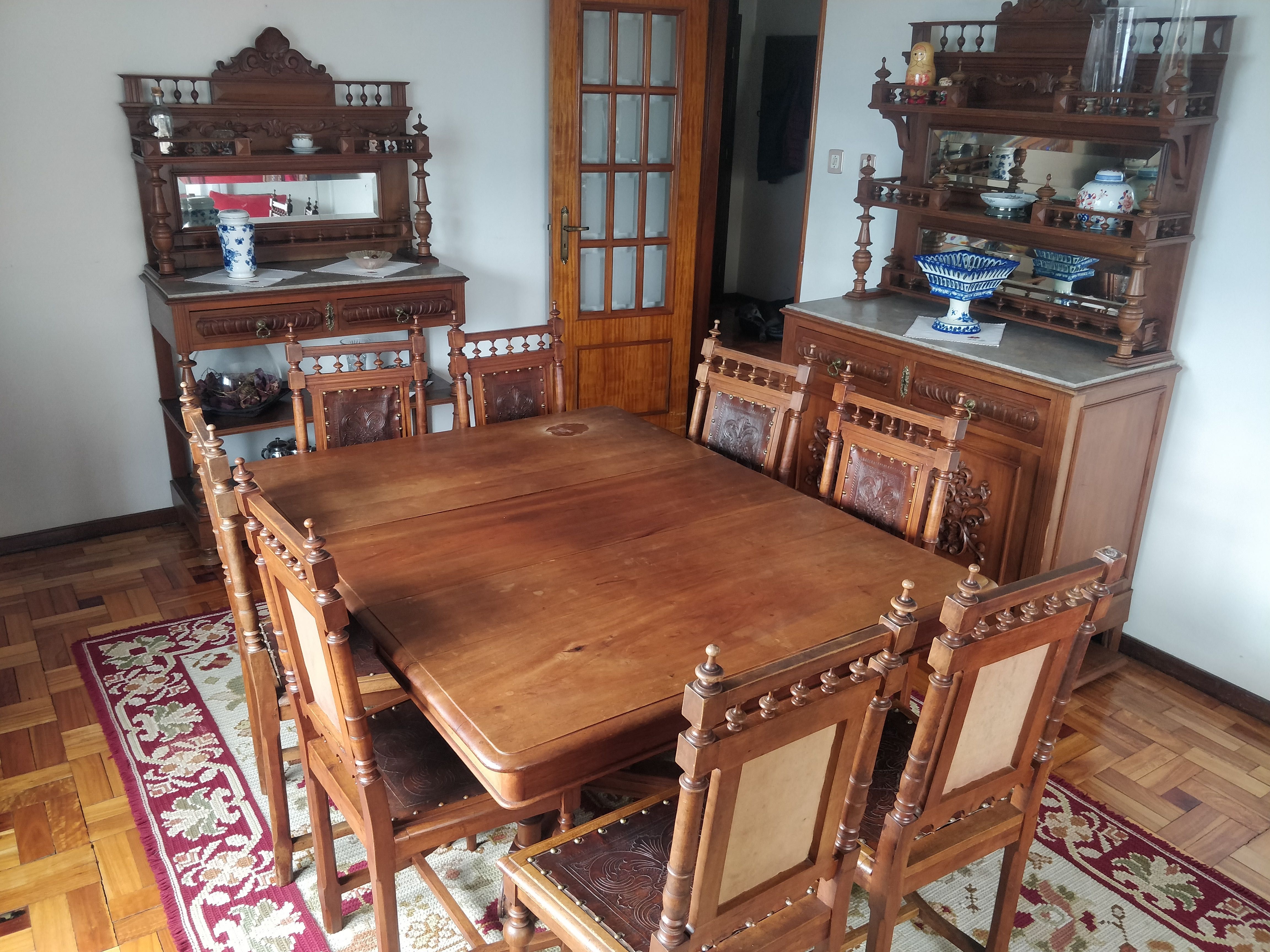 Sala Jantar antiga completa, ou Peças