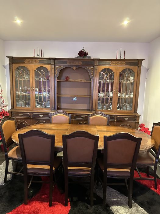 Mobilia de sala em madeira