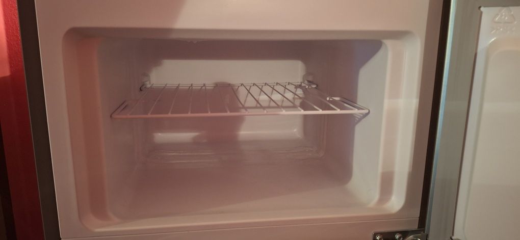 Vende-se Frigorífico completamente novo