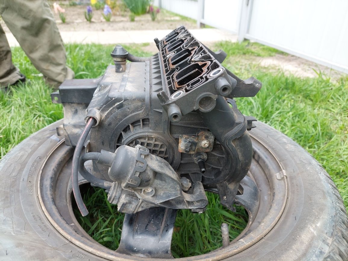 Впускний колектор z16xer