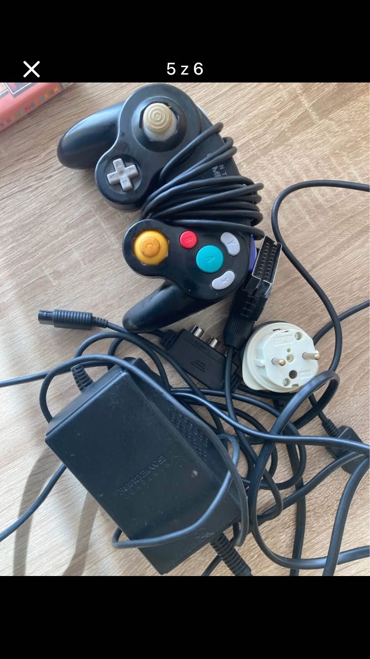 Nitendo Game Cube + dwie gry Mario Sunshine i Metroid prime