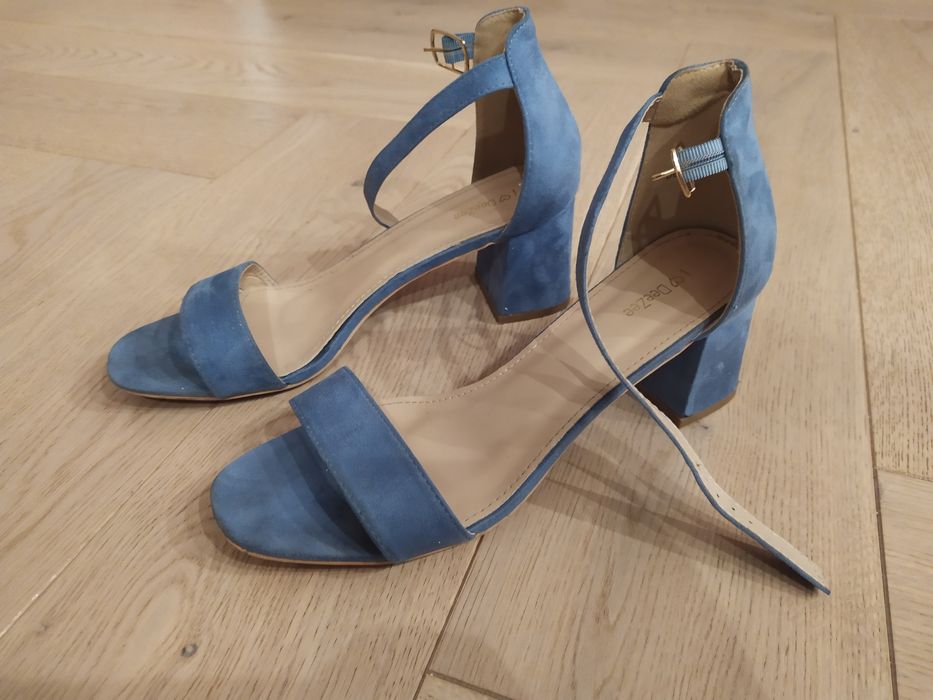 Błękitne niebieskie zamszowe sandałki DeeZee 40 słupek obcas 6-7 cm
