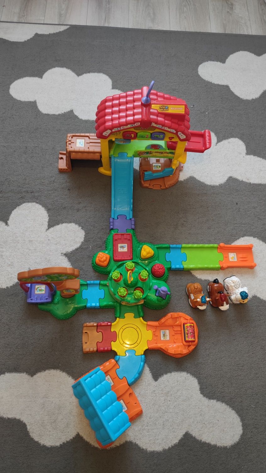 VTech tut tut farma + 3 zwierzątka