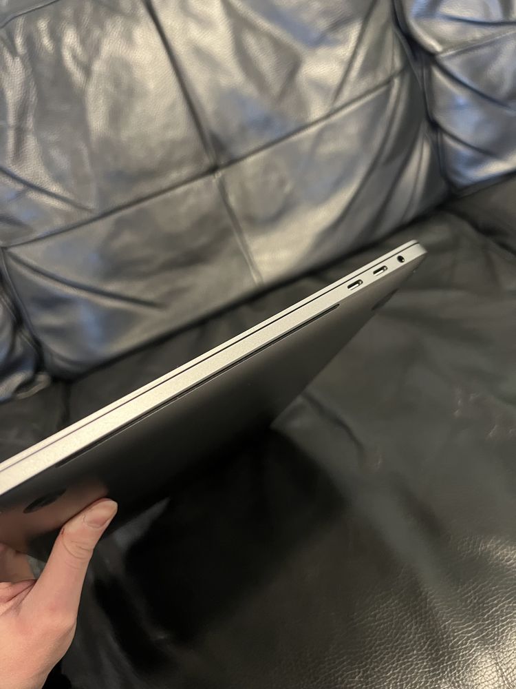 Ідеал! MacBook Pro 13' (2020) i7/16/512 GB Space Gray